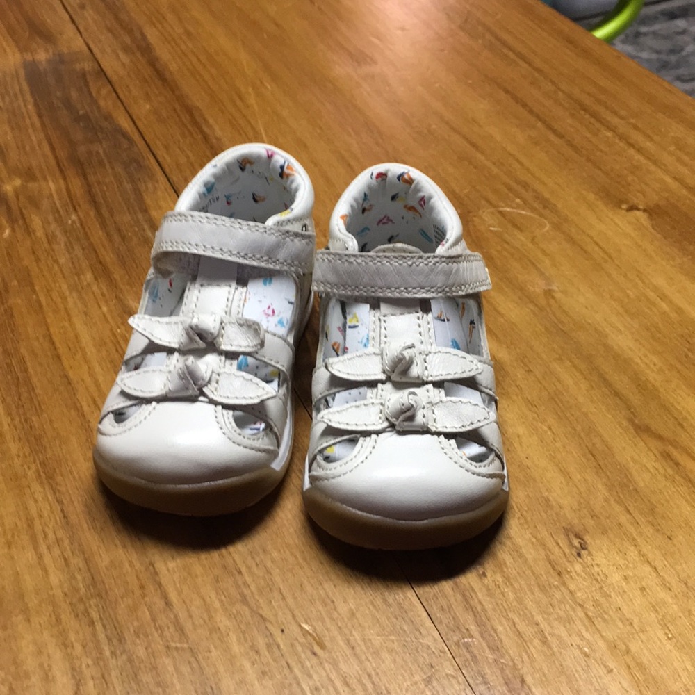 Daughter grew out of and never wore